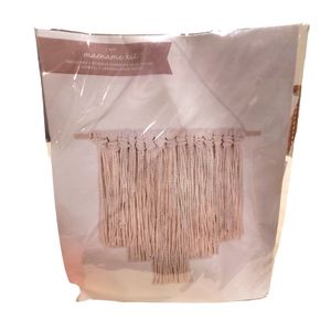 NWT| Macrame Kit Gift Set